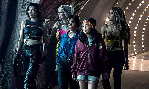 Birds of Prey: And the Fantabulous Emancipation of One Harley Quinn